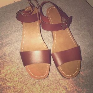 American eagle brown sandals